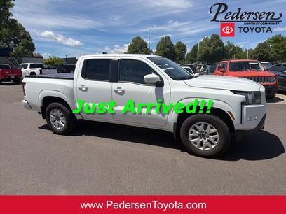 Used 2022 Nissan Frontier SV