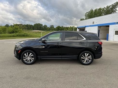 Used 2024 Chevrolet Equinox LT AWD/4WD image 2