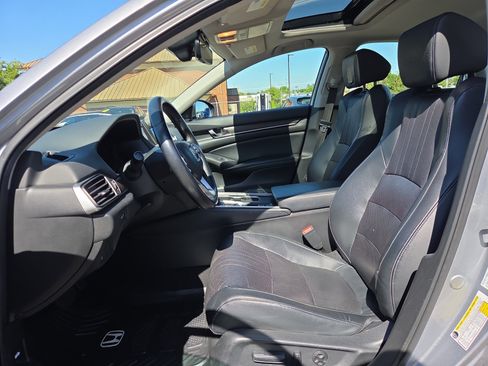 Used 2018 Honda Accord EX-L image 10