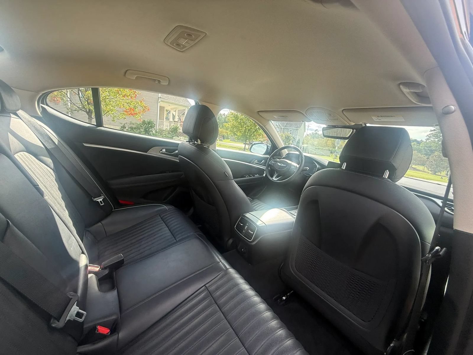 Used 2022 Genesis G70 3.3T RWD image 35