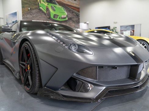 Used 2014 Ferrari F12 Berlinetta image 10