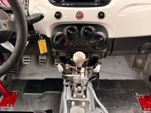 Used 2015 FIAT 500 Abarth FWD image 19