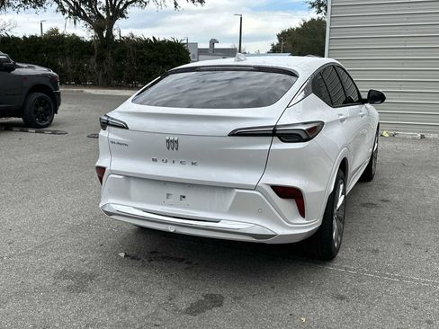 Used 2025 Buick Envista Avenir image 6