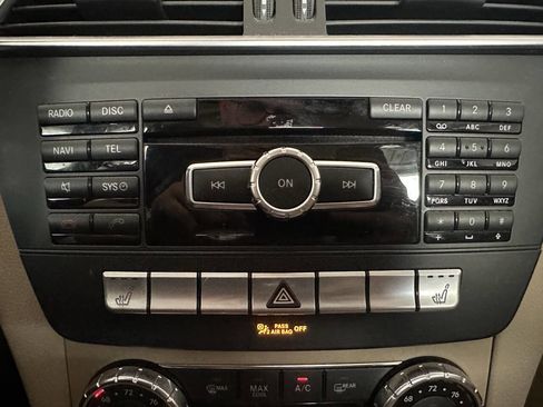 Used 2012 Mercedes-Benz C 250 Sedan image 38