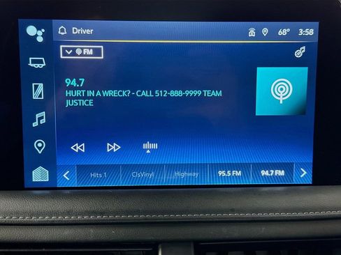 Used 2023 Chevrolet Tahoe Z71 w/ Luxury Package image 15