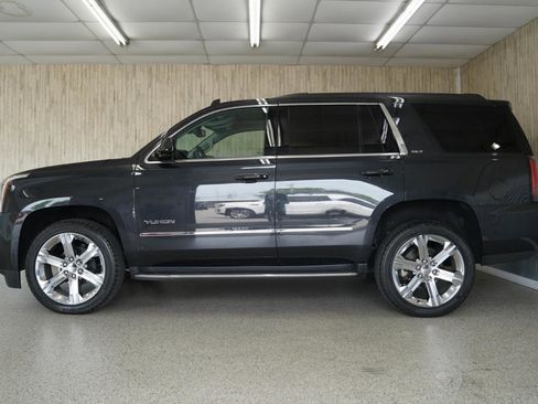 Used 2020 GMC Yukon SLT w/ Premium Edition AWD/4WD image 5