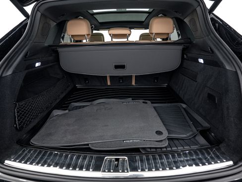 Certified 2023 Porsche Cayenne Platinum Edition AWD/4WD image 25