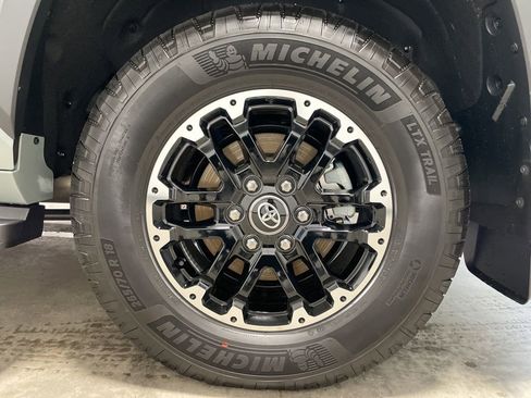 Used 2025 Toyota Sequoia SR5 image 11