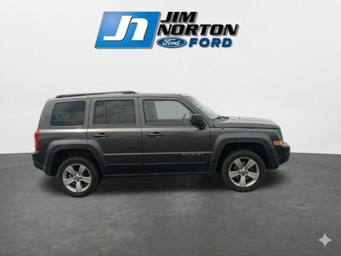 Used 2014 Jeep Patriot Latitude w/ Sun/Sound Group AWD/4WD image 11