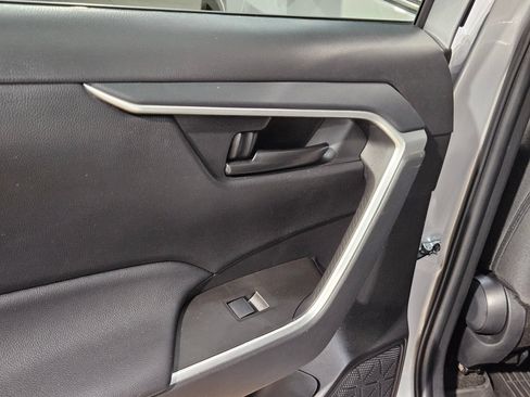 Used 2023 Toyota RAV4 LE FWD image 33