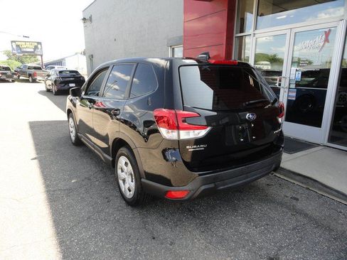 Used 2021 Subaru Forester AWD/4WD image 3