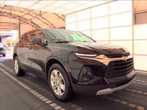 Used 2022 Chevrolet Blazer LT FWD image 4