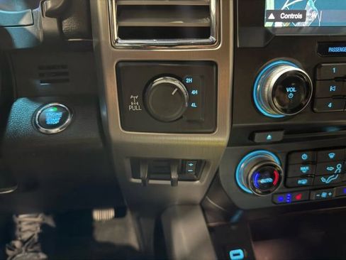 Used 2017 Ford F250 Platinum w/ Platinum Ultimate Package image 35