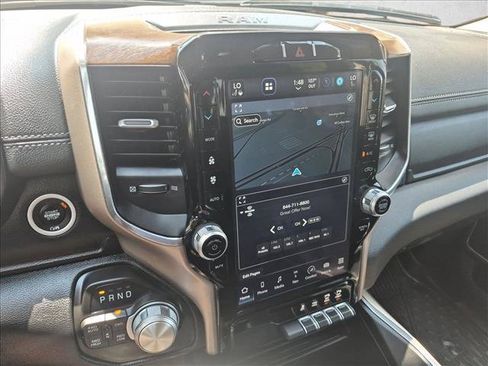 Used 2022 RAM 1500 Laramie AWD/4WD image 14