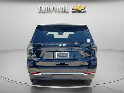 New 2026 Chevrolet Suburban LT w/ Comfort Package RWD image 4
