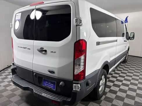 Used 2017 Ford Transit 350 XLT image 7