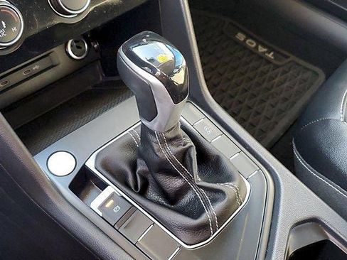 Used 2022 Volkswagen Taos SE image 27