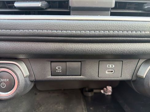 Used 2024 Toyota Grand Highlander Limited image 19