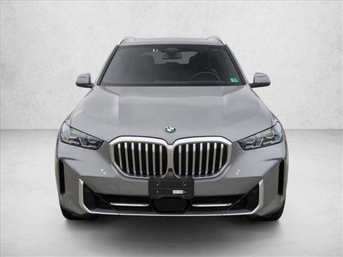 Used 2024 BMW X5 xDrive40i w/ Premium Package AWD/4WD image 2