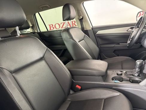 Used 2019 Volkswagen Atlas SE w/ Towing Package image 16