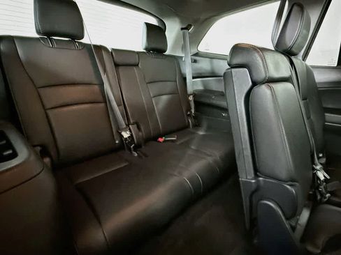 Used 2018 Honda Pilot EX-L image 32
