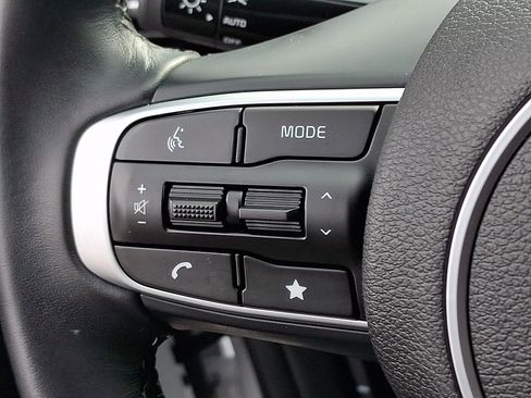 Certified 2024 Kia Sportage EX image 22