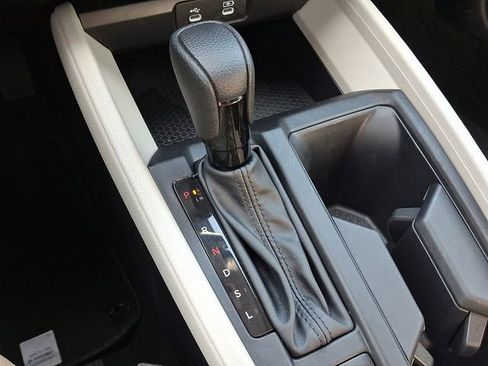 Used 2025 Honda Accord SE image 16
