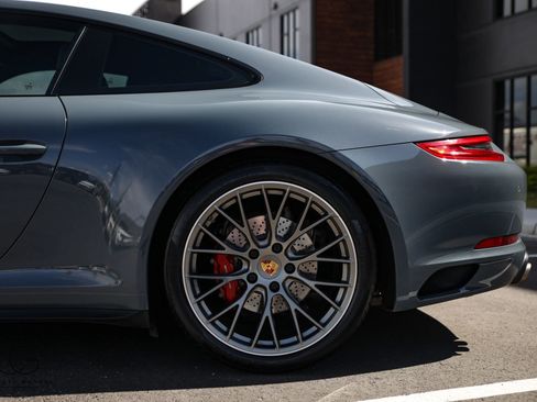 Used 2017 Porsche 911 Carrera 4S AWD/4WD image 11