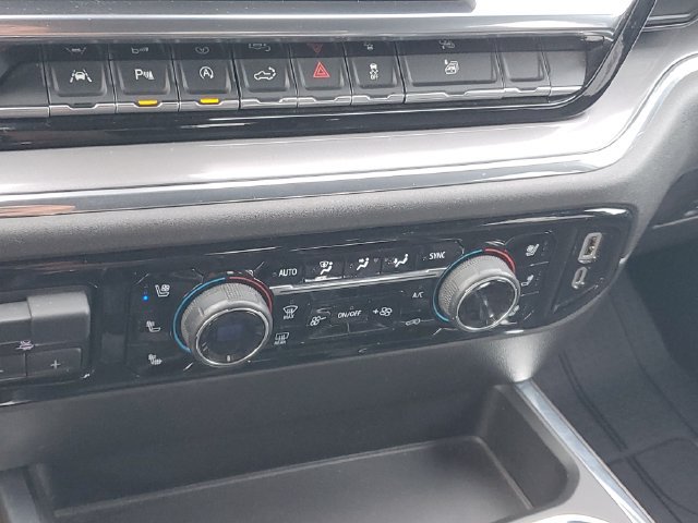 Certified 2024 Chevrolet Silverado 1500 High Country AWD/4WD image 27
