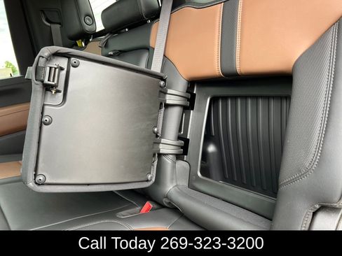 Used 2023 Chevrolet Silverado 2500 High Country w/ Z71 Off-Road Package AWD/4WD image 7