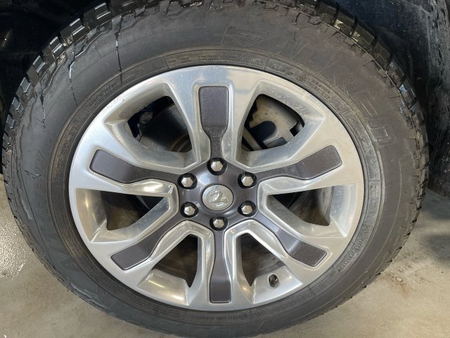 Certified 2023 RAM 1500 Limited w/ Off Road Group AWD/4WD image 11