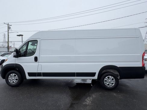 Used 2025 RAM ProMaster 3500 w/ Quick Order Package 22G SLT image 4