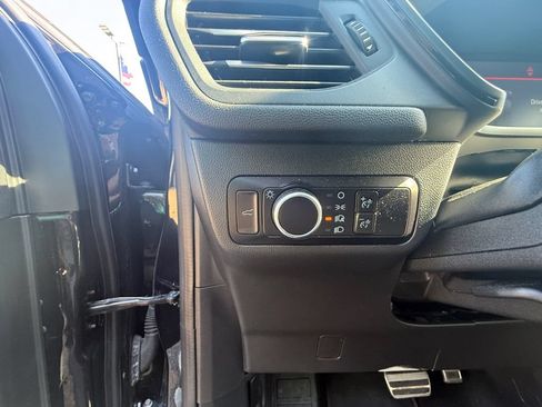 Used 2023 Ford Escape ST-Line AWD/4WD image 19