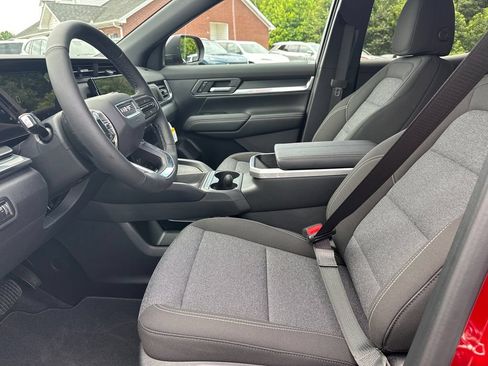 New 2026 GMC Terrain Elevation w/ Technology Package II FWD image 10