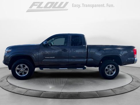 Used 2016 Toyota Tacoma SR5 image 5