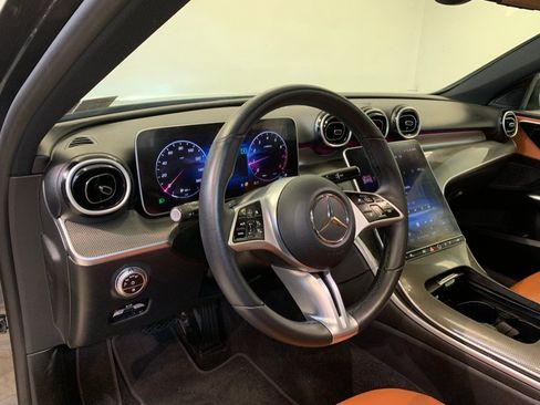 Used 2023 Mercedes-Benz C 300 4MATIC Sedan image 18