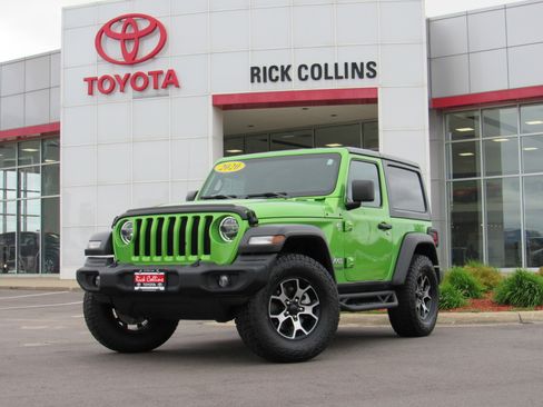 Used 2020 Jeep Wrangler Sport AWD/4WD image 1