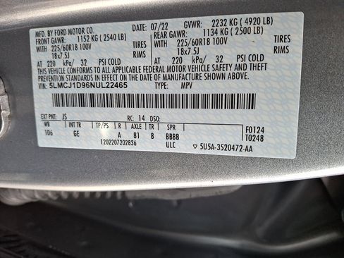 Certified 2022 Lincoln Corsair Standard w/ Equipment Group 101A image 27