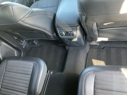 Used 2025 Ford Explorer ST-Line AWD/4WD image 11