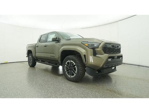 New 2026 Toyota Tacoma TRD Sport AWD/4WD image 32