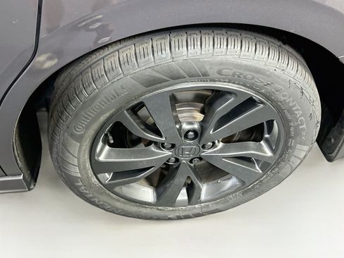 Used 2023 Honda Odyssey Touring image 34