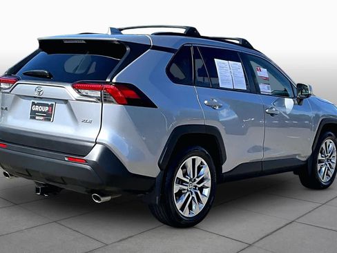 Used 2021 Toyota RAV4 XLE Premium FWD image 12