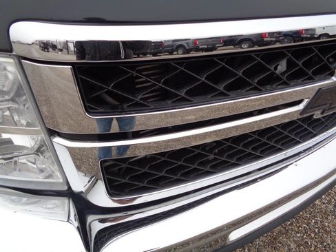 Used 2011 Chevrolet Silverado 3500 LTZ w/ Snow Plow Prep Package image 75