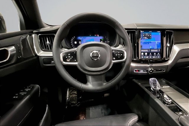 Certified 2024 Volvo XC60 T8 Ultimate AWD/4WD image 8
