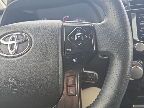 Used 2024 Toyota 4Runner TRD Off-Road image 22