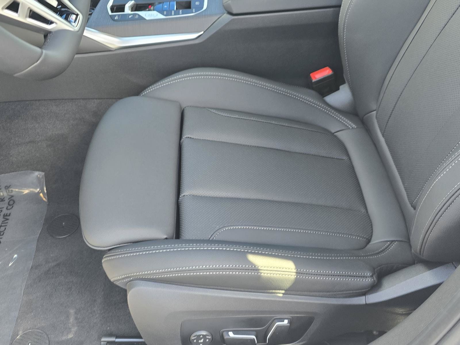 New 2026 BMW 330i Sedan w/ M Sport Package RWD image 14
