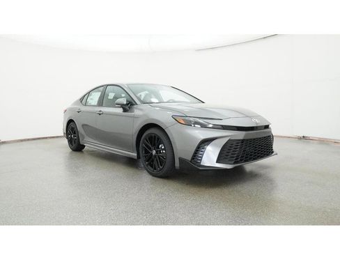 New 2026 Toyota Camry SE image 29