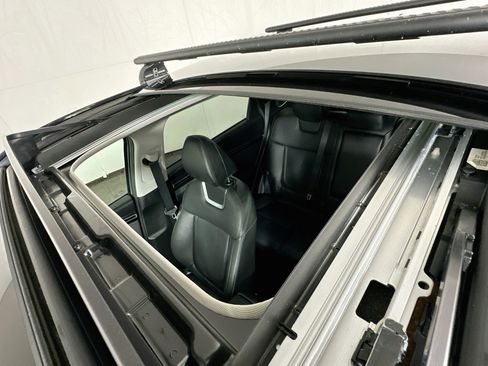 Certified 2023 Hyundai Tucson Limited AWD/4WD image 23