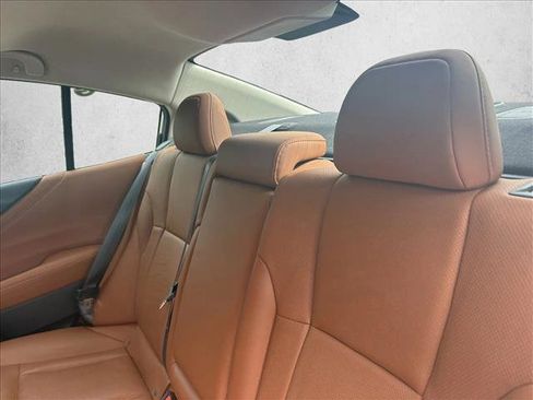 Used 2020 Subaru Legacy Touring XT w/ Popular Package #3 AWD/4WD image 13