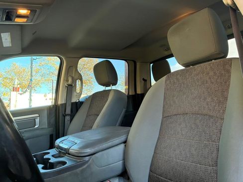 Used 2019 RAM 1500 Big Horn image 31